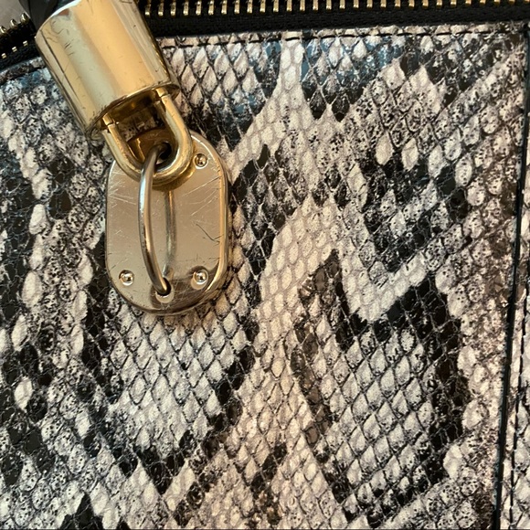HP🎉Cole Haan Snakeskin Satchel! - Picture 9 of 10